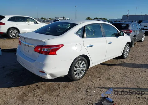 2017 Nissan Sentra S z USA, uszkodzony, nr VIN 3N1AB7AP7HY407692